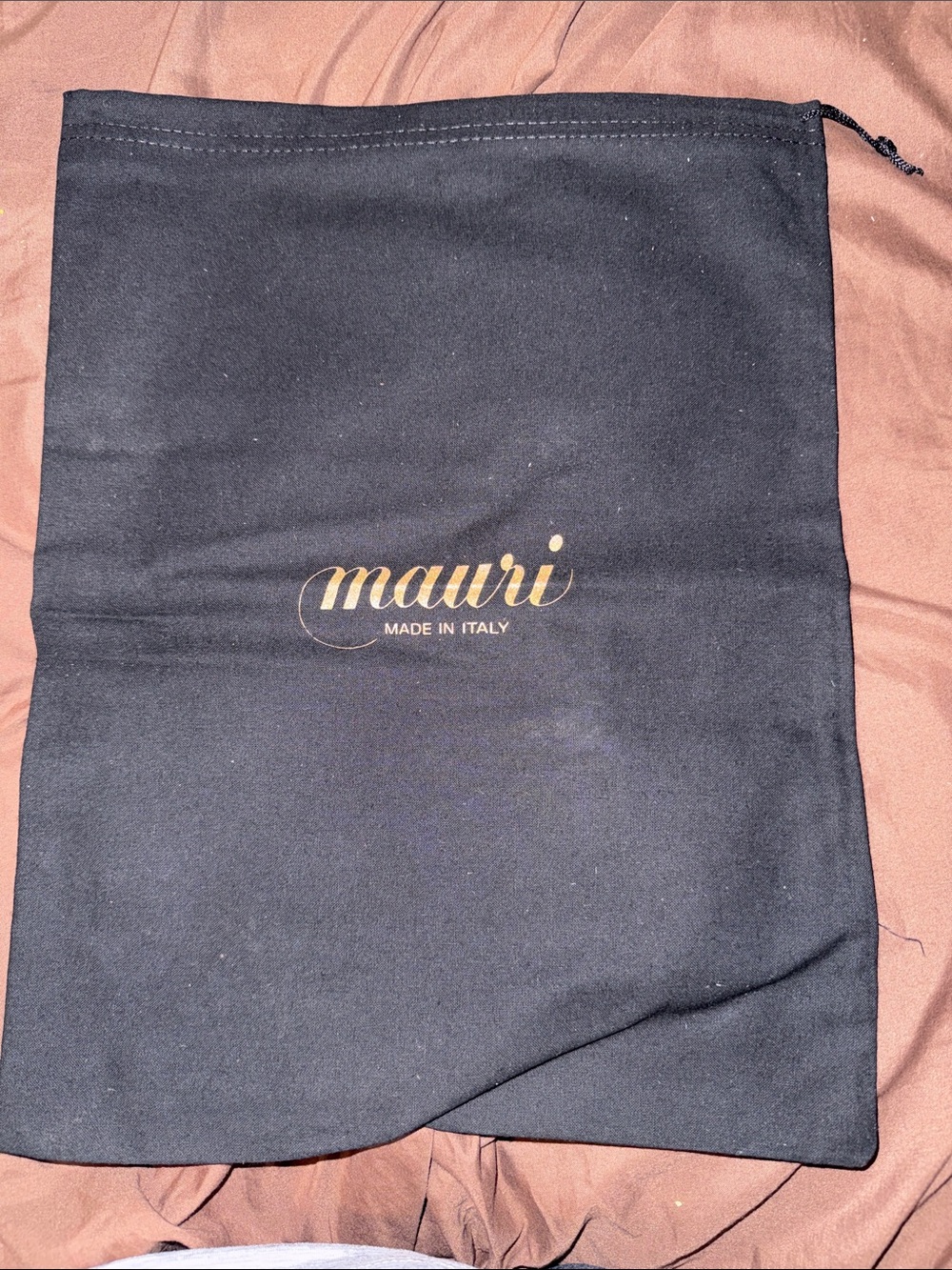Mauri Black dust Bag with gold Logo